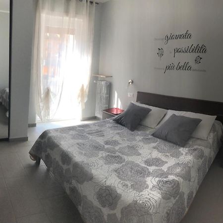 Apartamento La Casa Di Monicamos Aosta Exterior foto