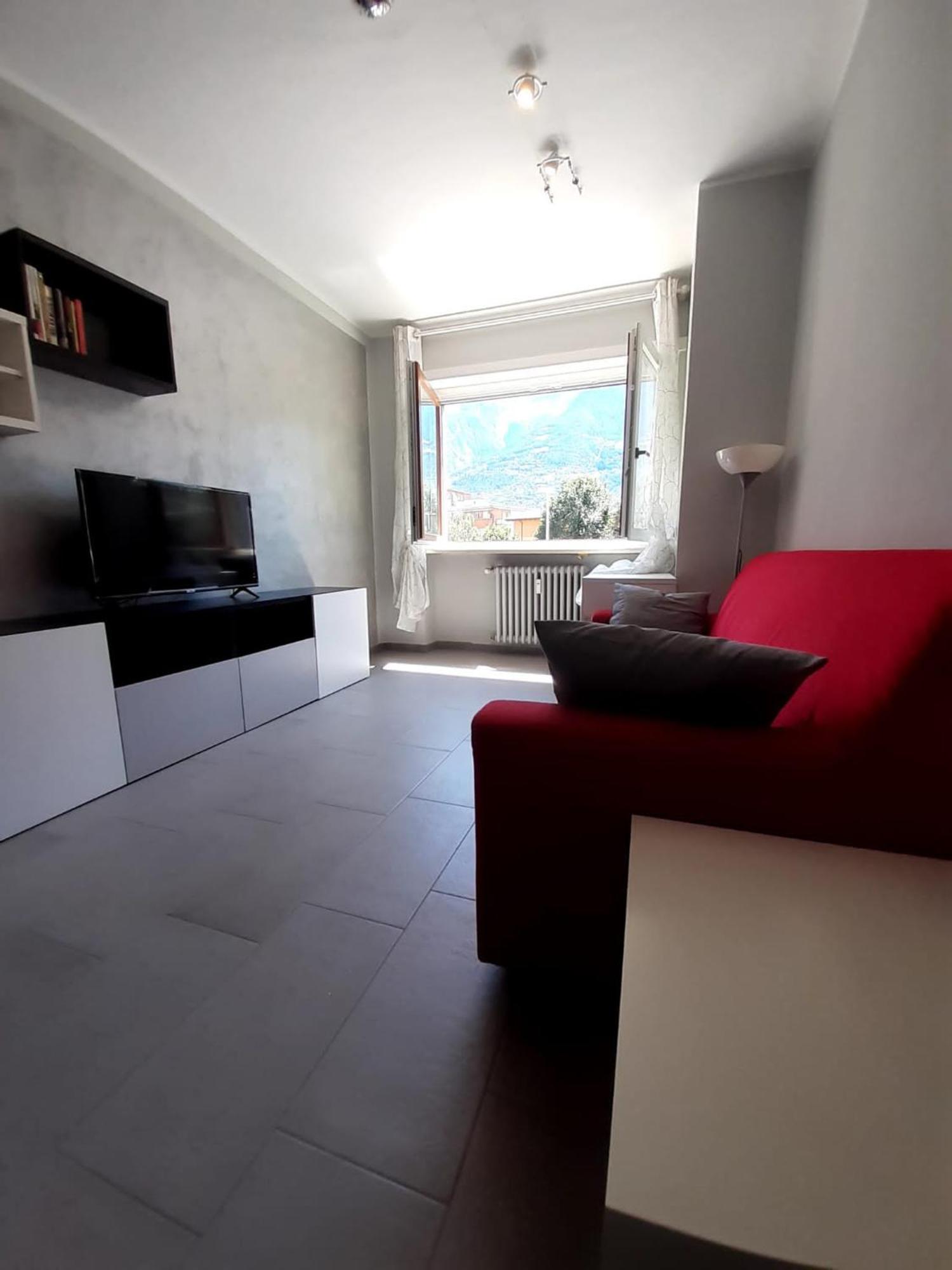 Apartamento La Casa Di Monicamos Aosta Exterior foto